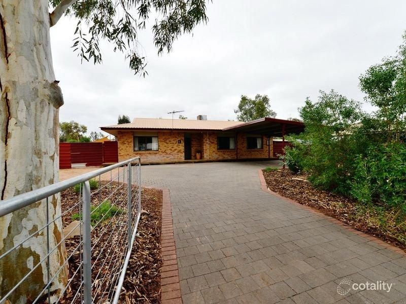 1 Esther Ct, Larapinta, NT 0875