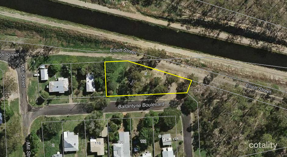 5 Ballantyne Bvd, Gin Gin, QLD 4671