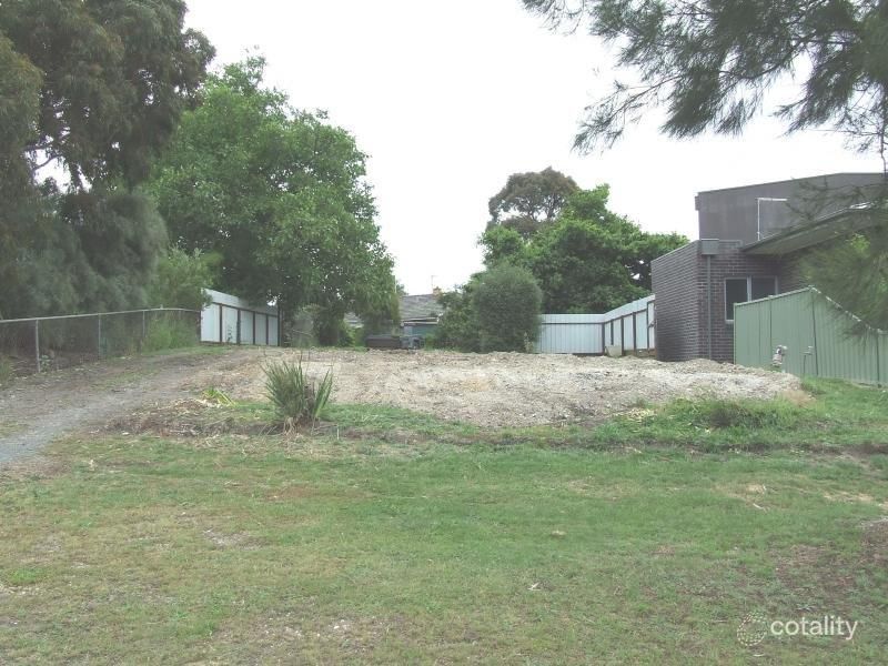 2 Dunn St, Golden Point, VIC 3350