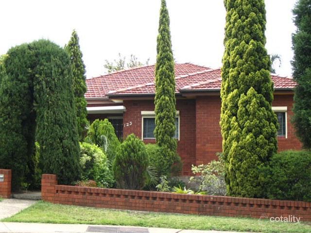 123 Wattle St, Punchbowl, NSW 2196