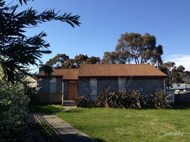 2 Fontain Cir, Rokeby, TAS 7019