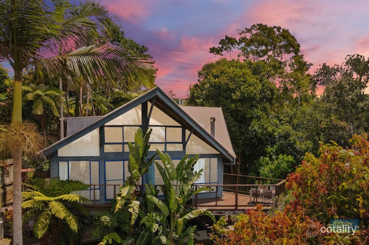 11 Crystal St, Mapleton, QLD 4560