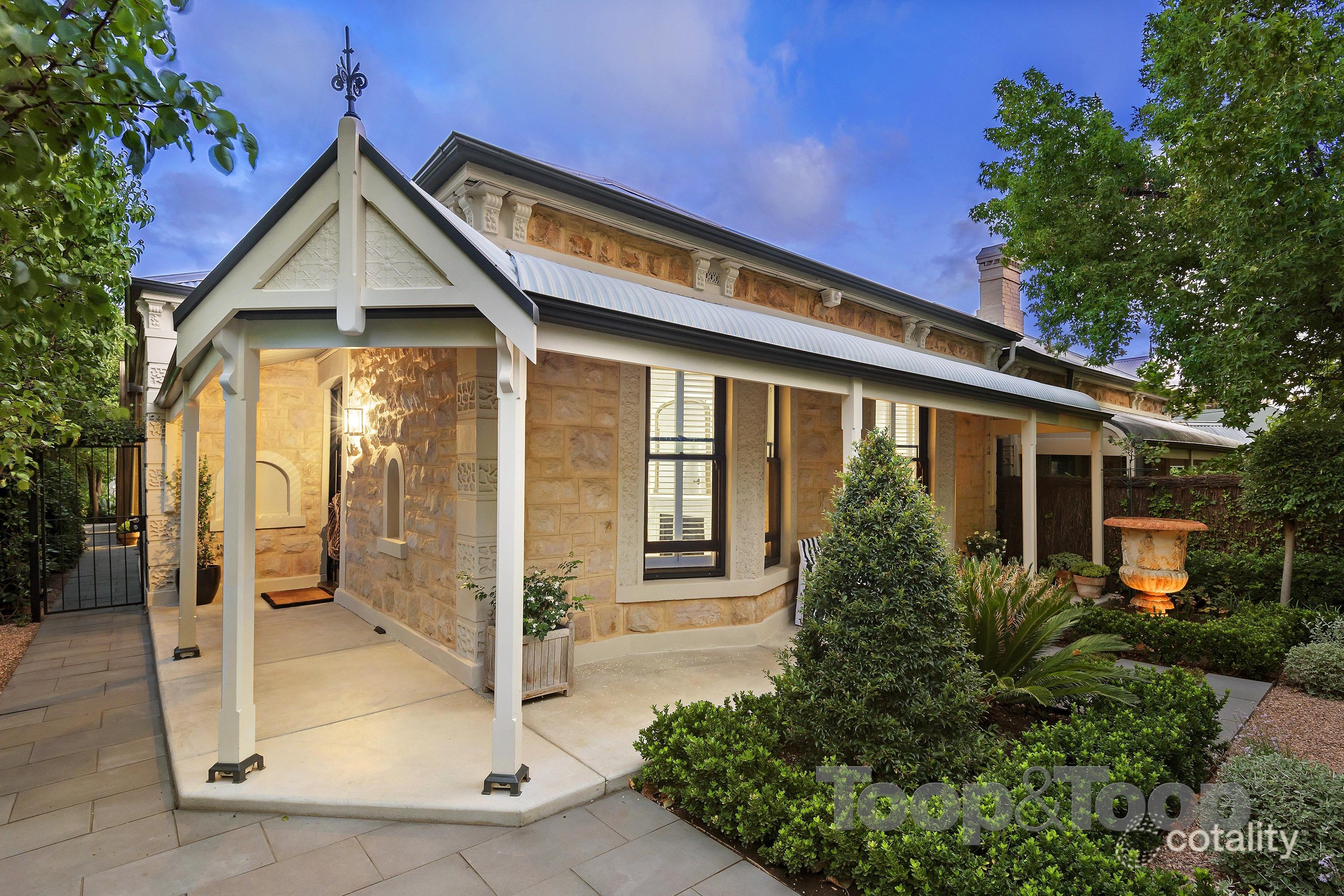 25 Fourth Ave, St Peters, SA 5069