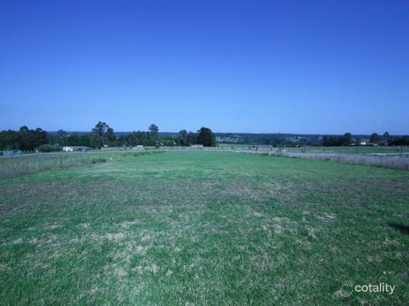 14 Caley St, The Oaks, NSW 2570