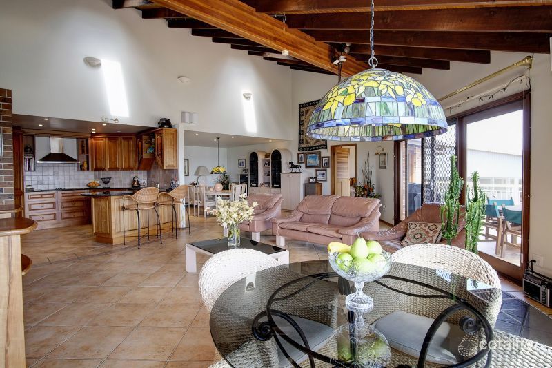 35 High St, Black Head, NSW 2430