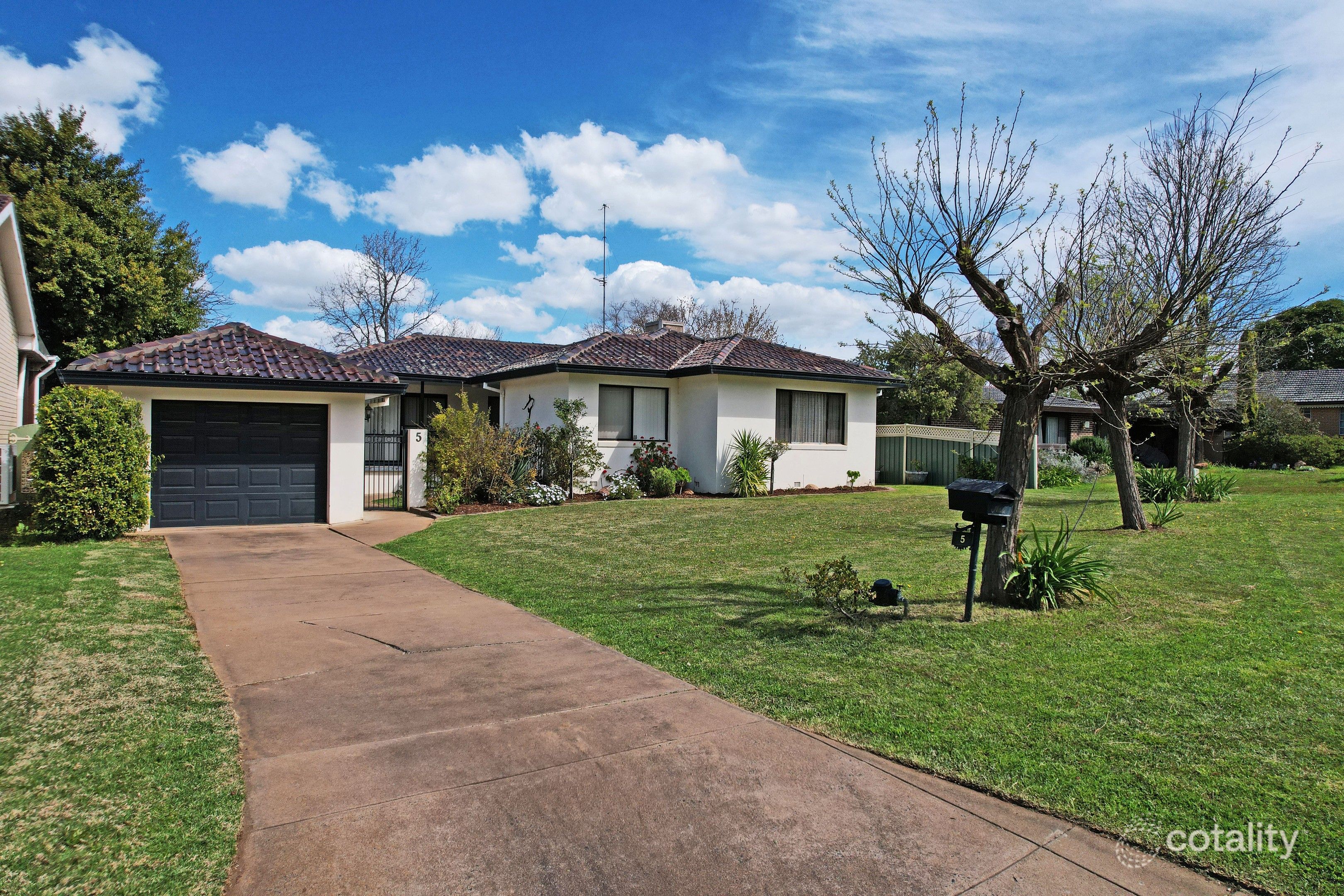 5 Beveridge Cres, Dubbo, NSW 2830