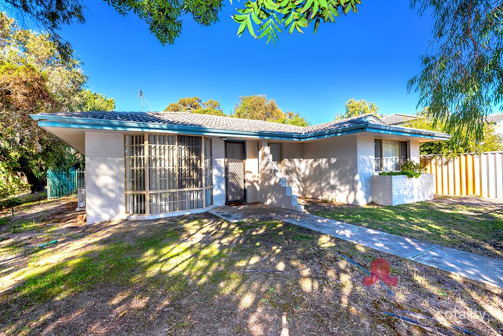 20 Lakes Pde, Binningup, WA 6233