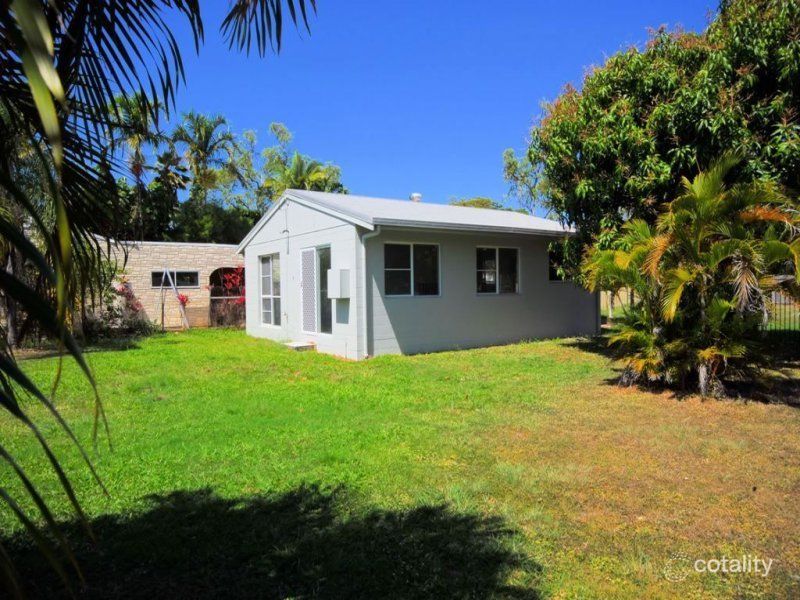2 Justin St, Balgal Beach, QLD 4816