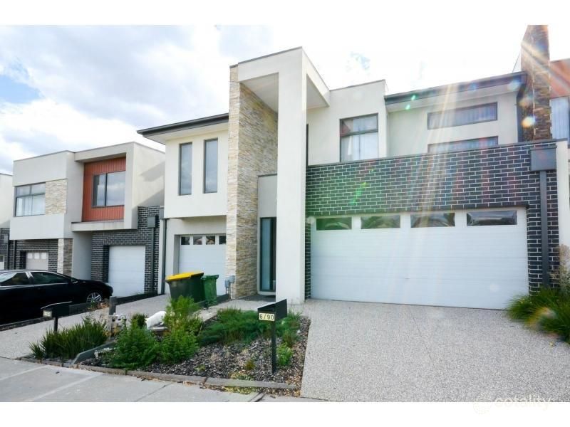 90 Royal Tce, Craigieburn, VIC 3064