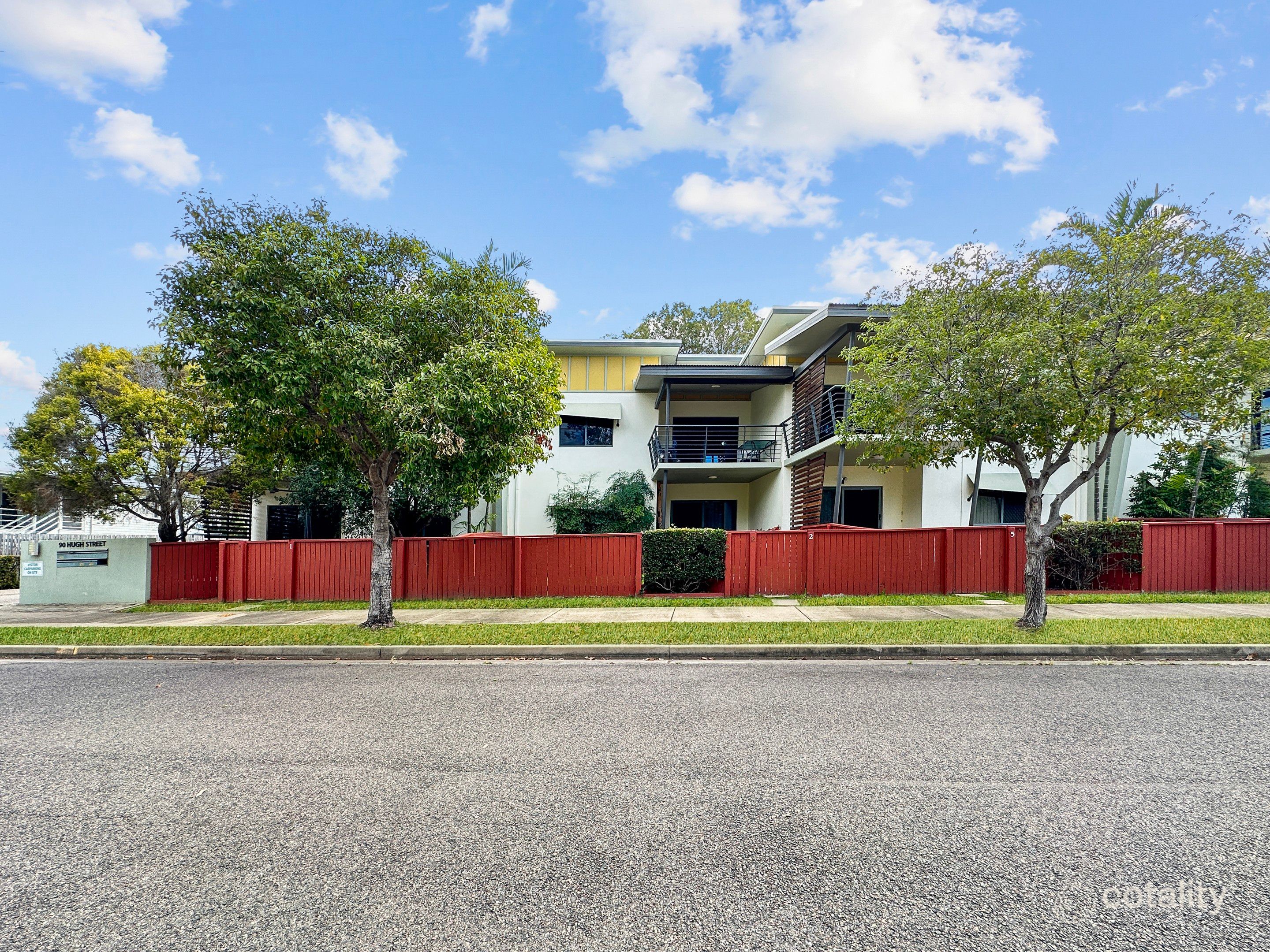 4/90-92 Hugh St, Garbutt, QLD 4814