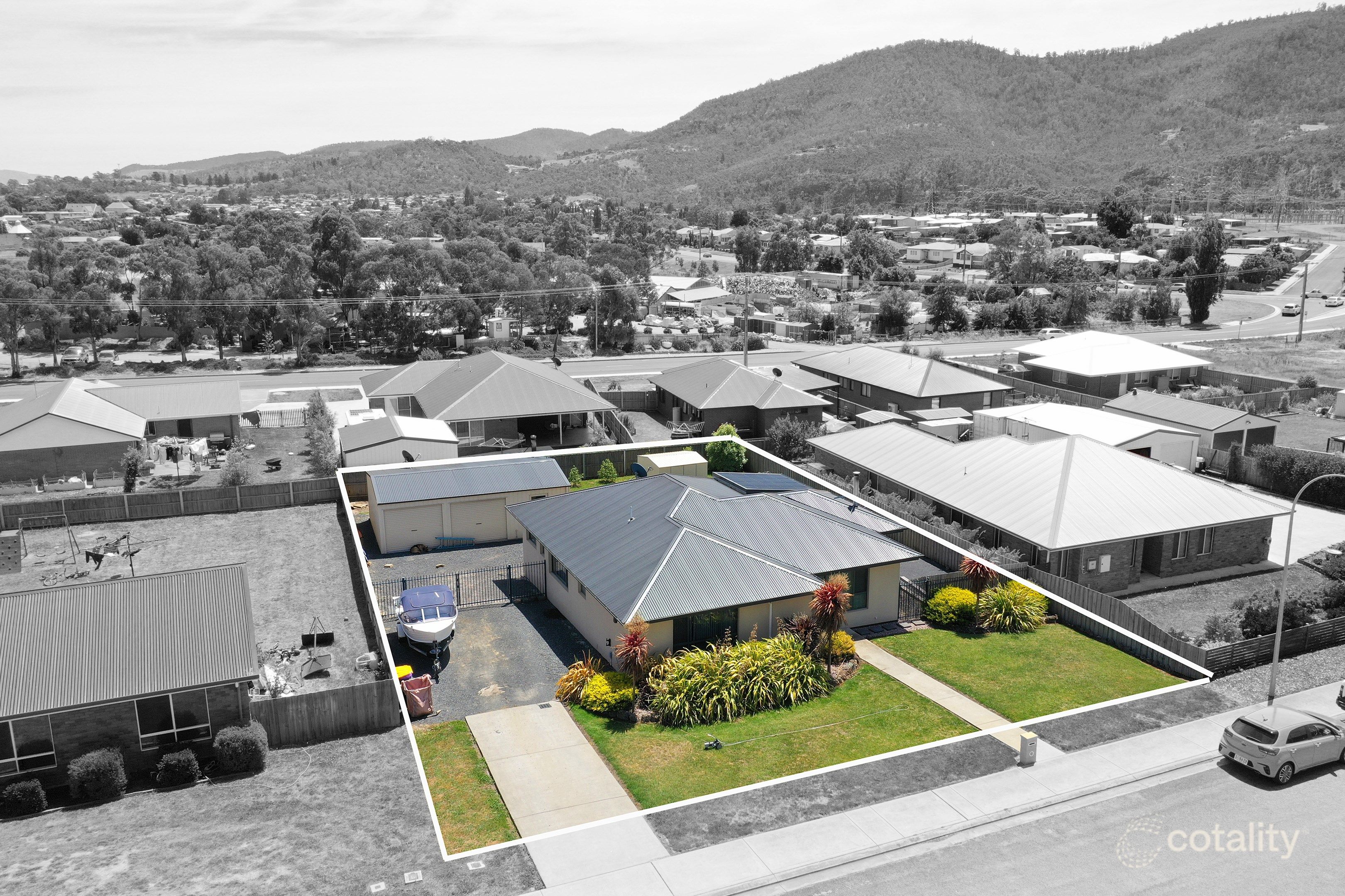 19 Gateway Dr, New Norfolk, TAS 7140