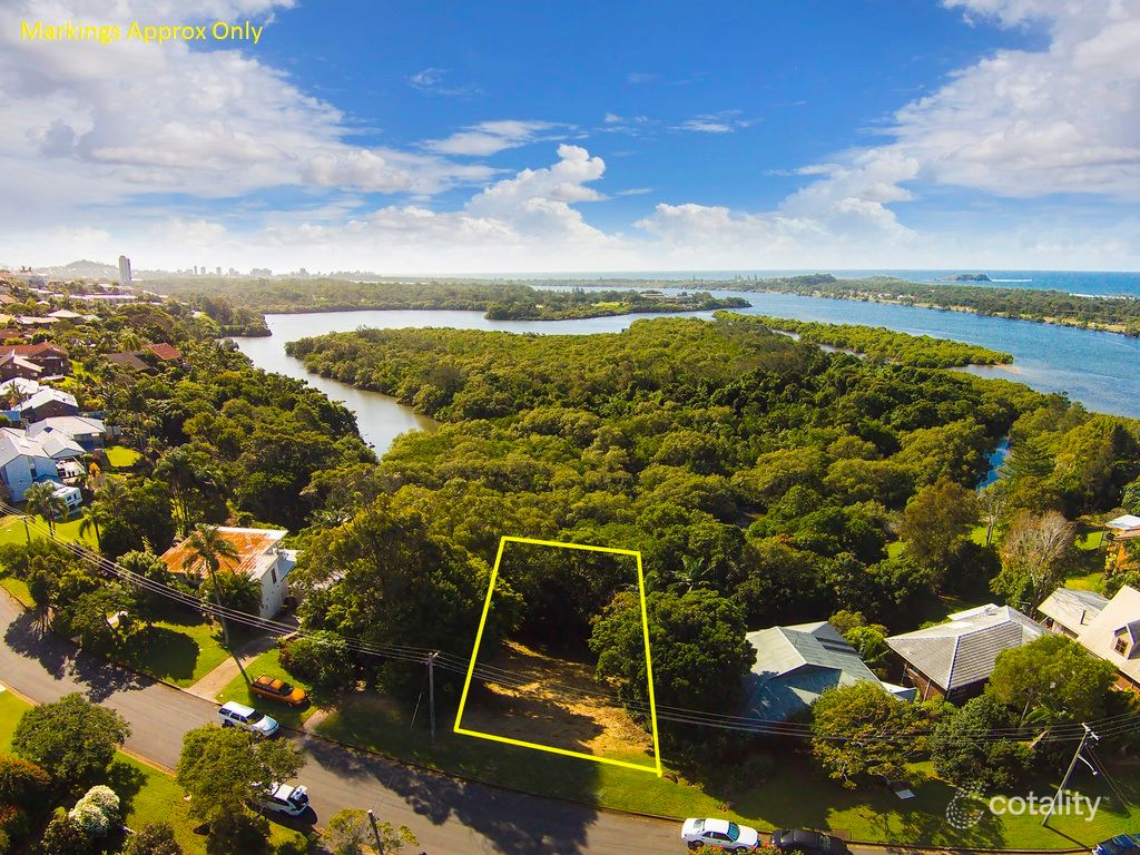 23 Hibiscus Pde, Banora Point, NSW 2486