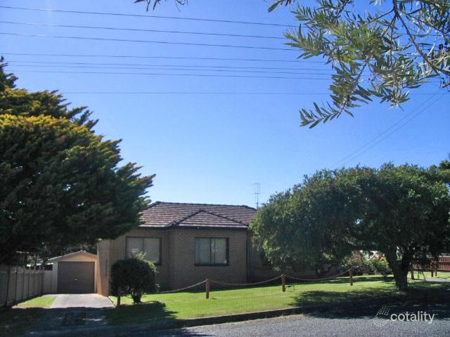 79 Leawarra Ave, Barrack Heights, NSW 2528