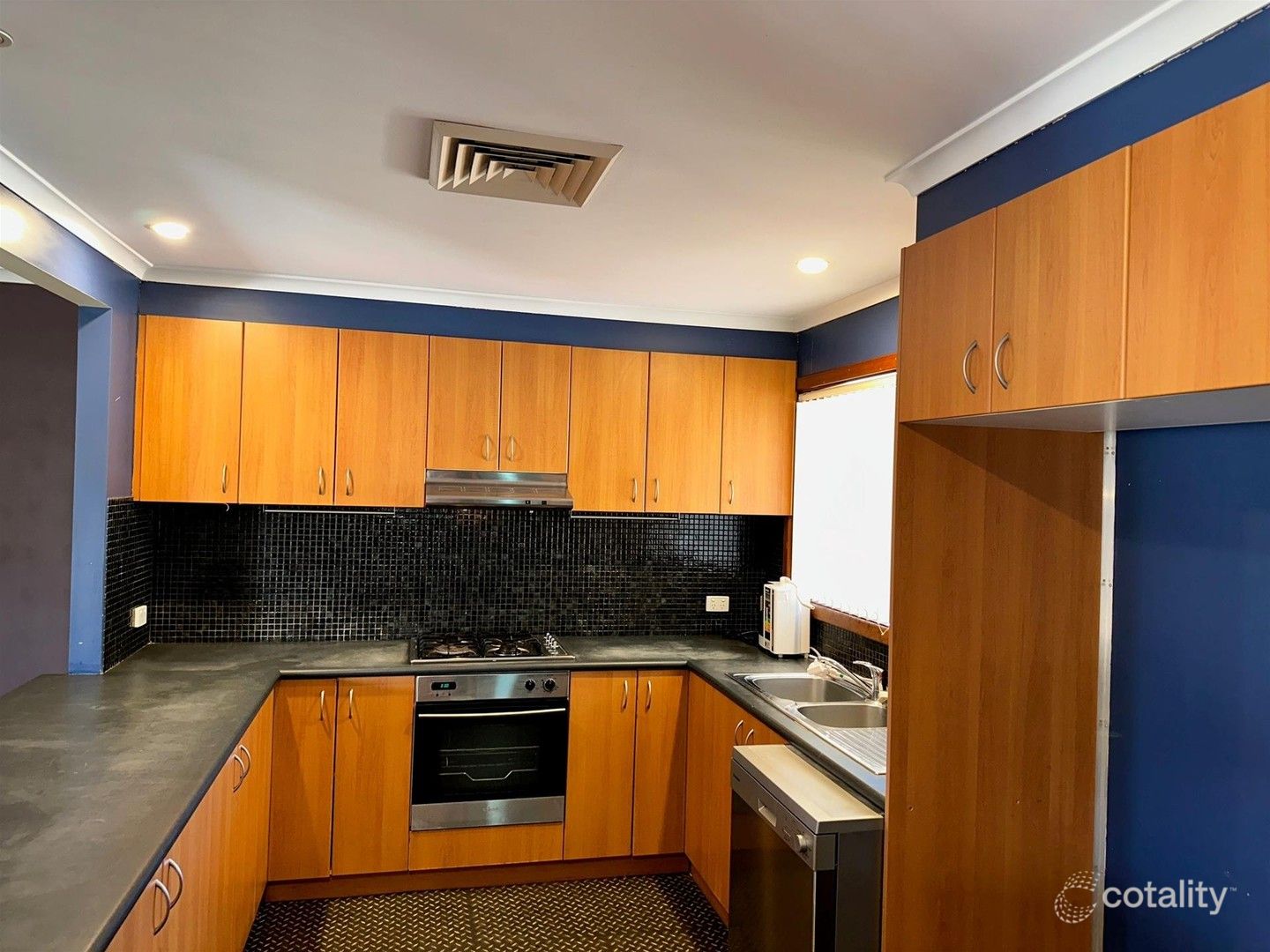4a Caporn Pl, Millars Well, WA 6714
