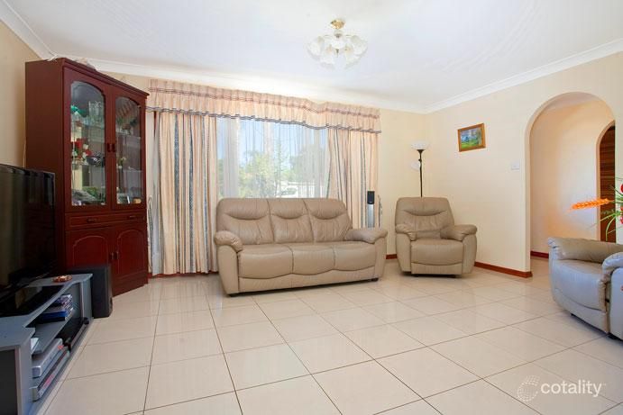 6 Caton Pl, Quakers Hill, NSW 2763