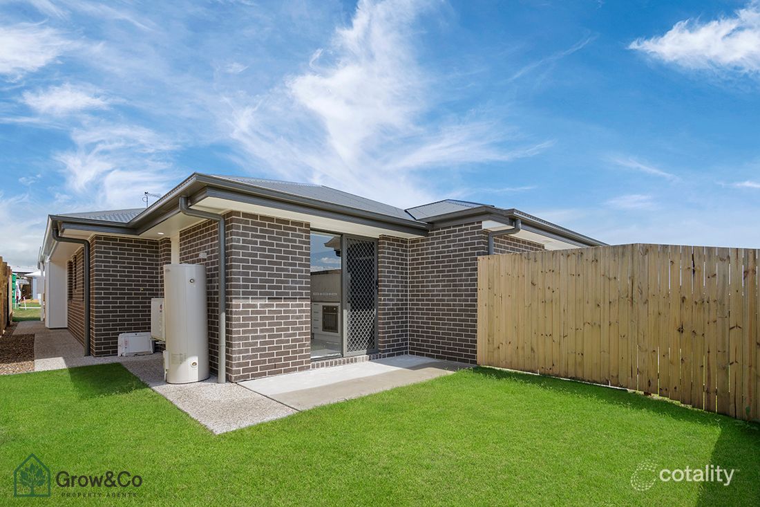 30 Mount Glorious St, Park Ridge, QLD 4125