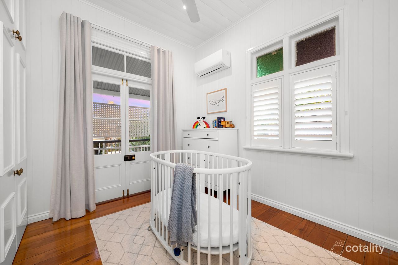 19 Thorn St, Red Hill, QLD 4059