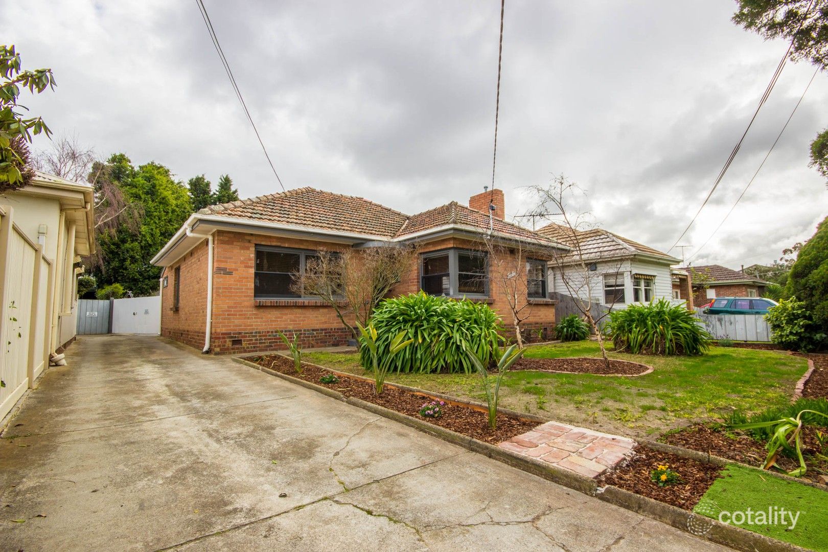 12 Raven St, Geelong West, VIC 3218