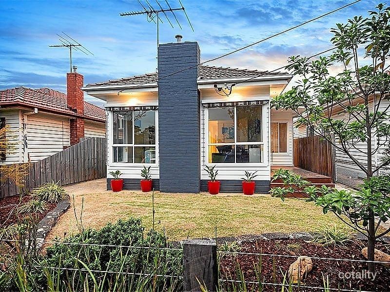13 Hobson St, Newport, VIC 3015