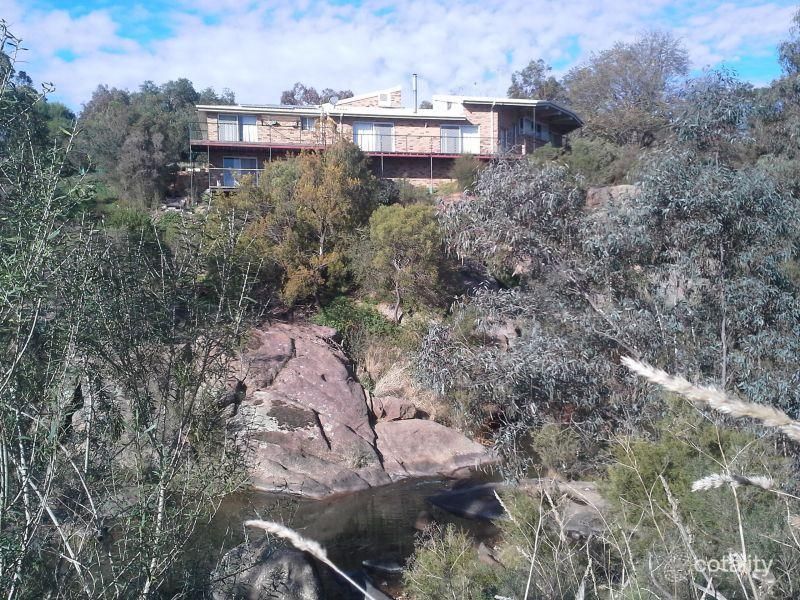 172-174 Bulla Rd, Bulla, VIC 3428