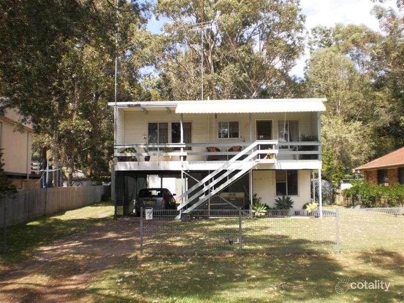 43 Francis Ave, Lemon Tree Passage, NSW 2319