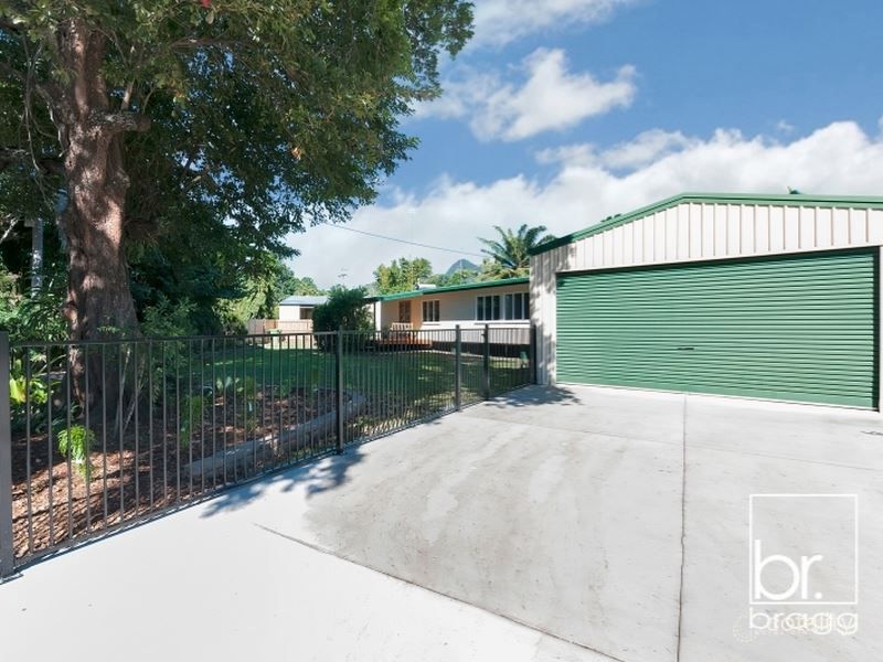 1 Corinna Cl, Edmonton, QLD 4869