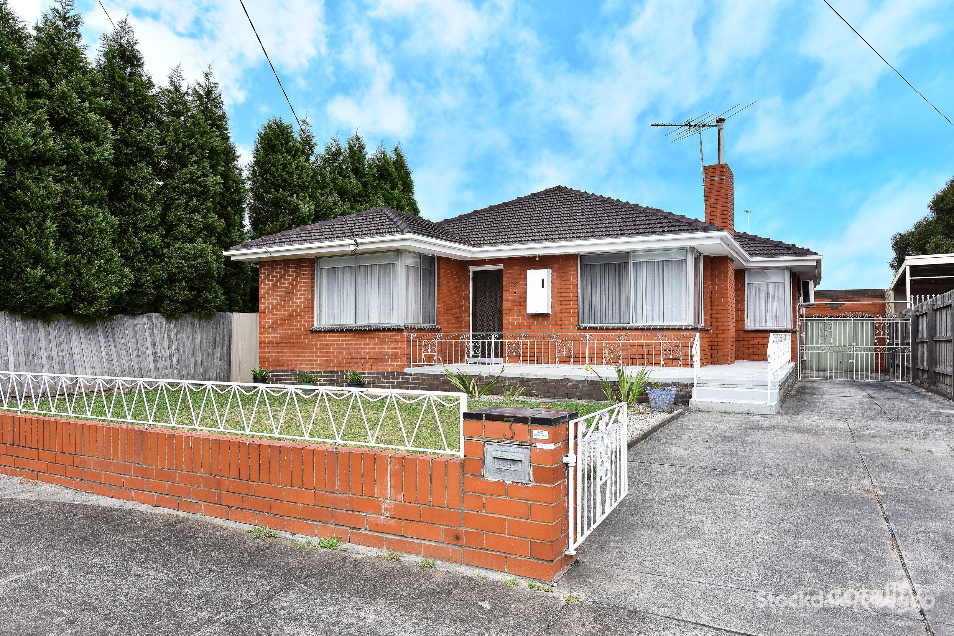 3 Thomas St, Thomastown, VIC 3074