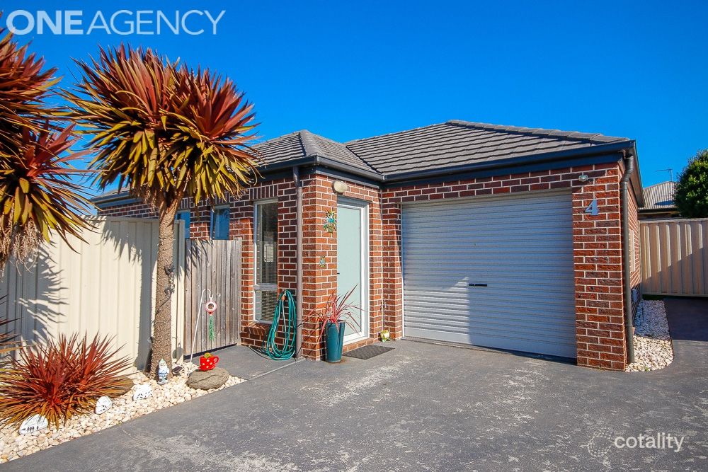 4/5 Saint Anne Pl, Devonport, TAS 7310