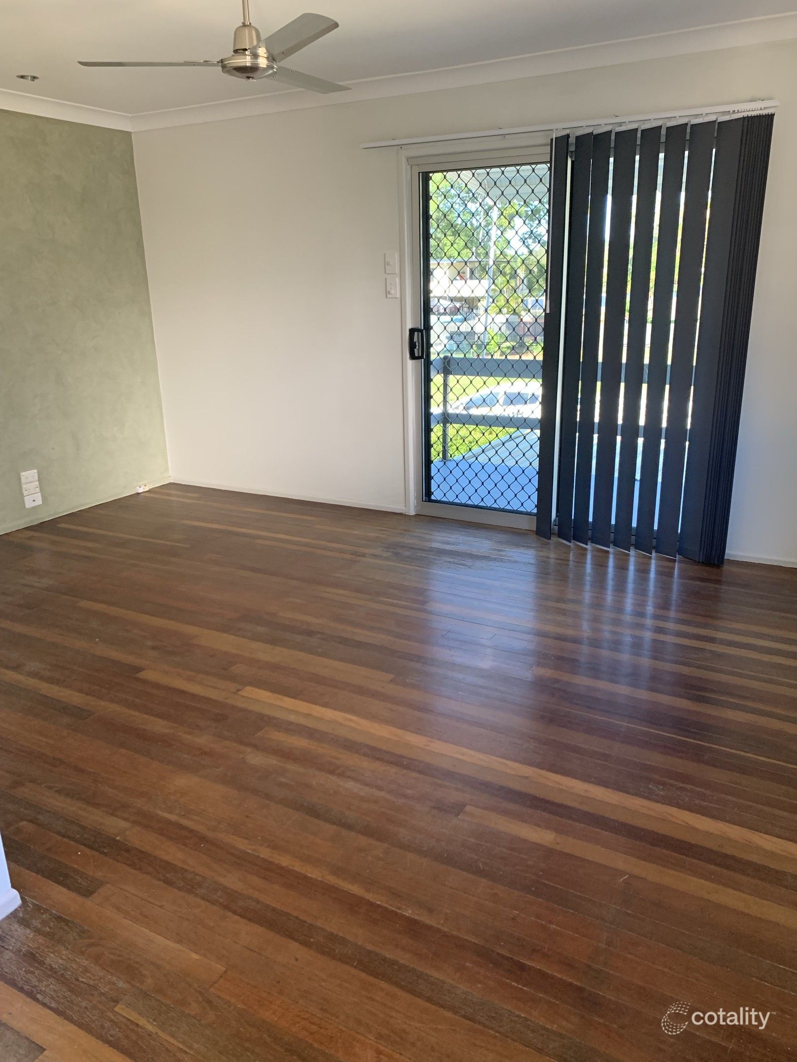 347 Rhodes St, Koongal, QLD 4701