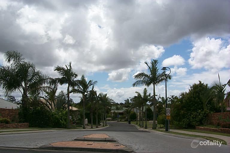 2/30 Meadowlands Rd, Carina, QLD 4152