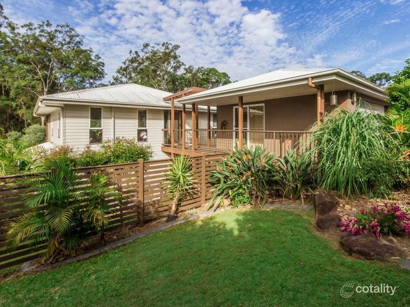 62 Cobb & Co Dr, Oxenford, QLD 4210