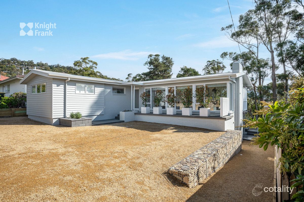 55 Derwentwater Ave, Sandy Bay, TAS 7005