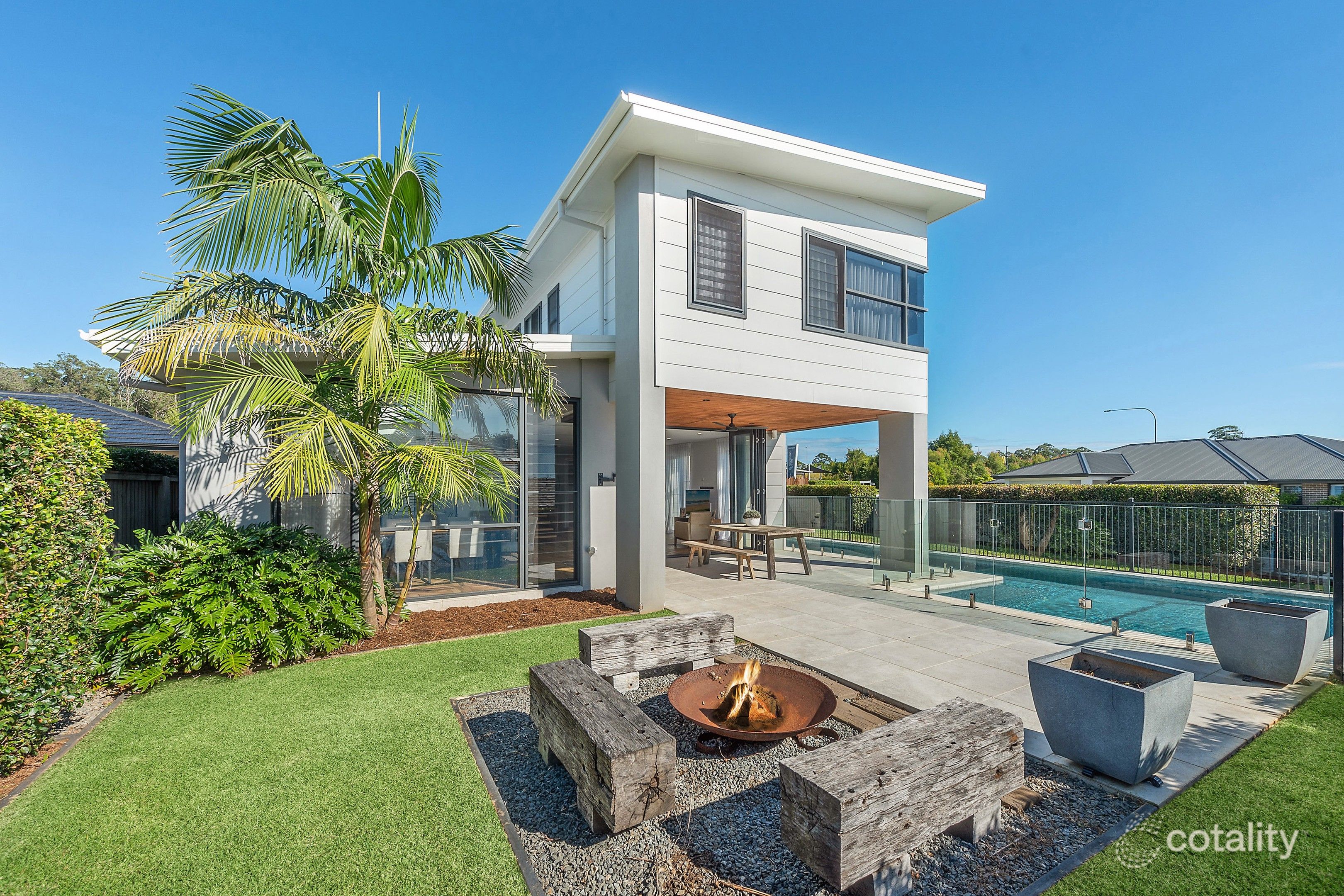 17 Sovereign Dr, Thrumster, NSW 2444