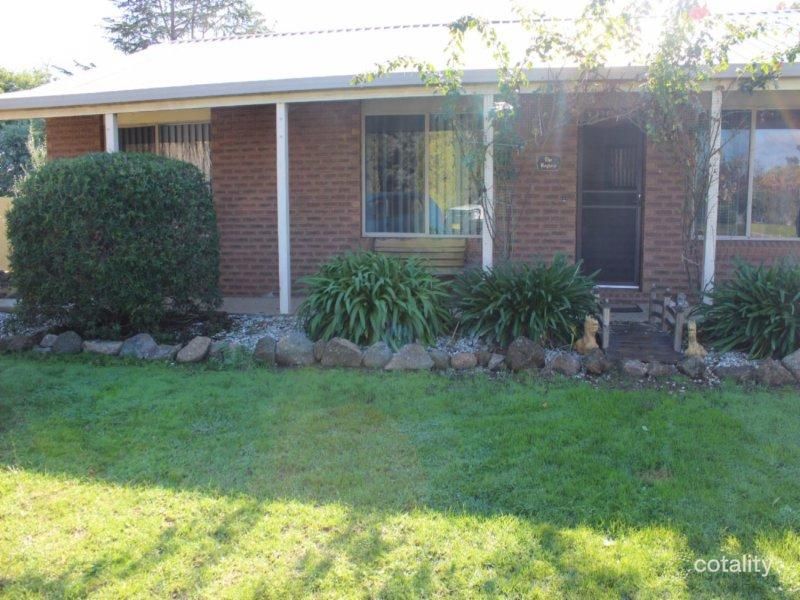 5 Thomas Pl, Culcairn, NSW 2660