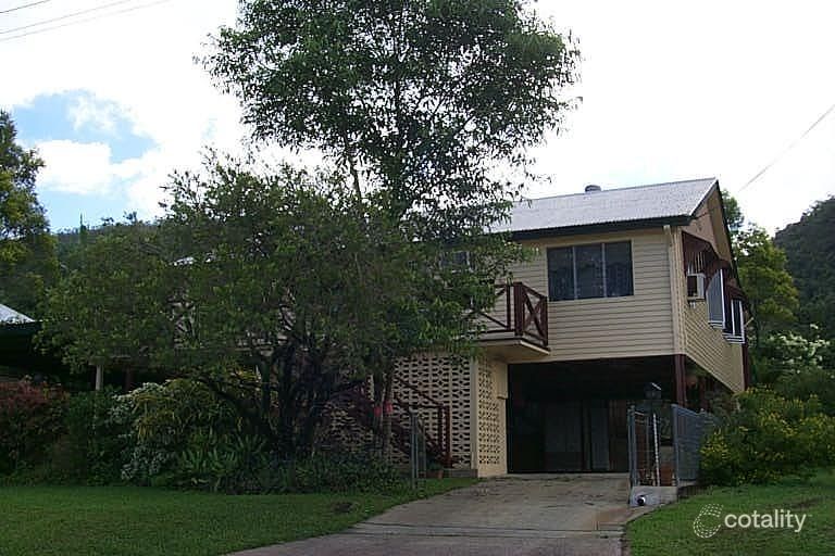 36 Mcquillen St, Tully, QLD 4854
