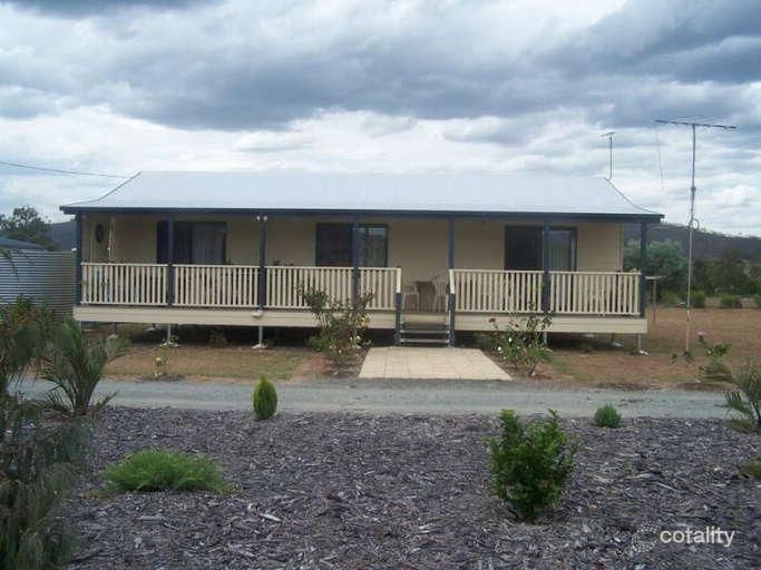 15 Beer Rd, Kilkivan, QLD 4600