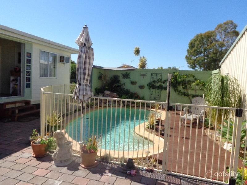 52 Orchid Dr, Burrum Heads, QLD 4659