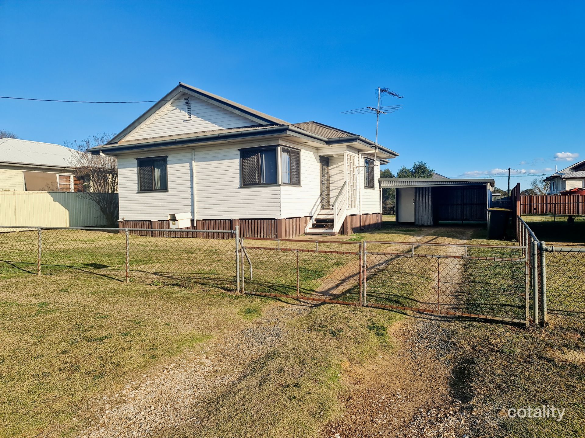 40 Yarrawonga St, Warwick, QLD 4370