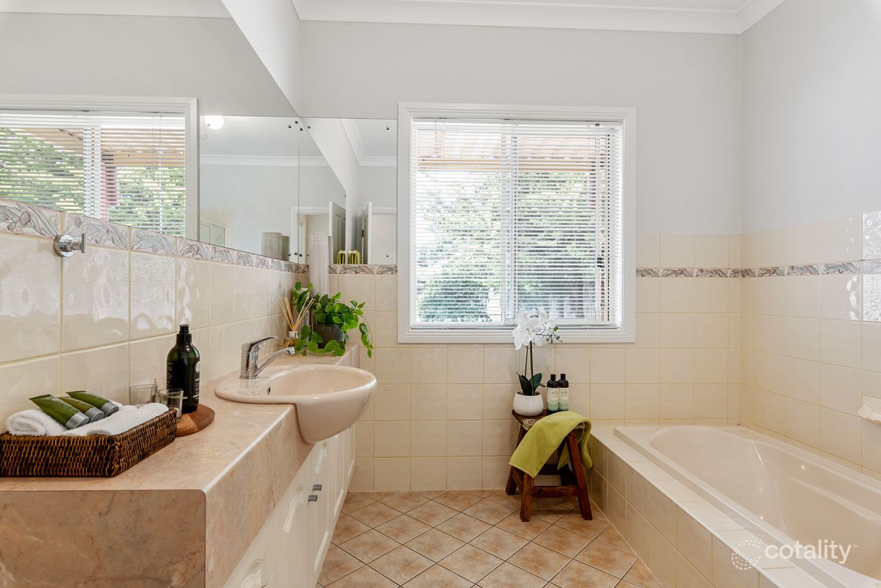 36 Jemalong Cres, Roseworthy, SA 5371