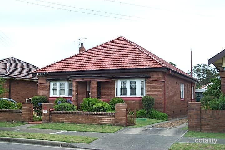 129 Kemp St, Hamilton South, NSW 2303