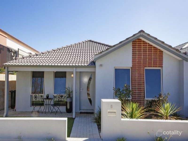 8/1 Humboldt Ent, Aubin Grove, WA 6164