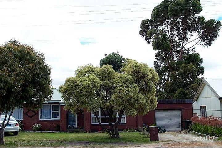 17 Edward St, Yakamia, WA 6330