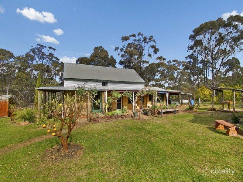 132 Bells Reef Rd, Maldon, VIC 3463