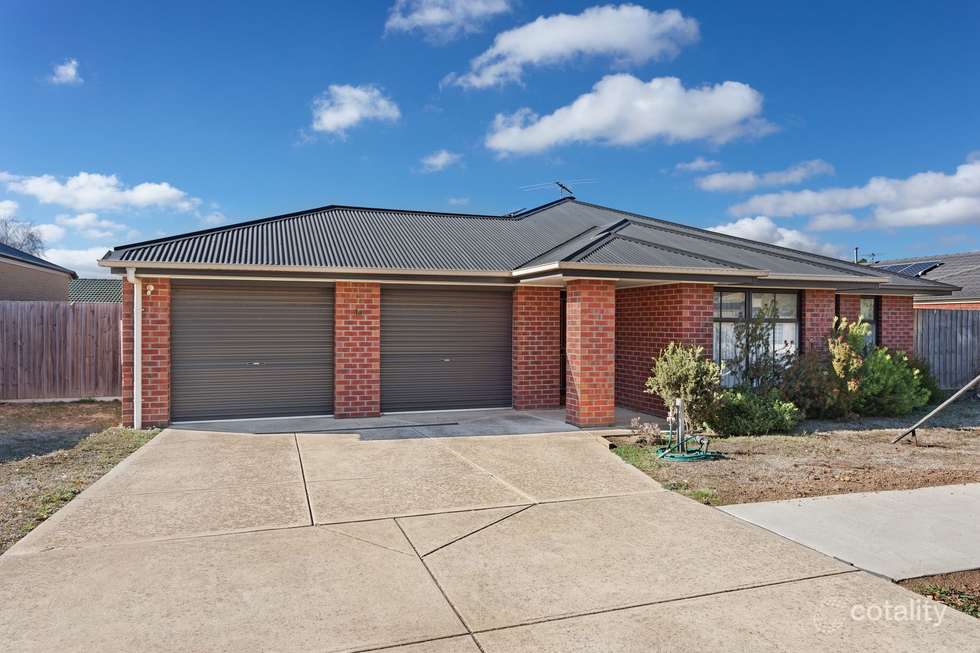 1b Metcalfe Dr, Romsey, VIC 3434
