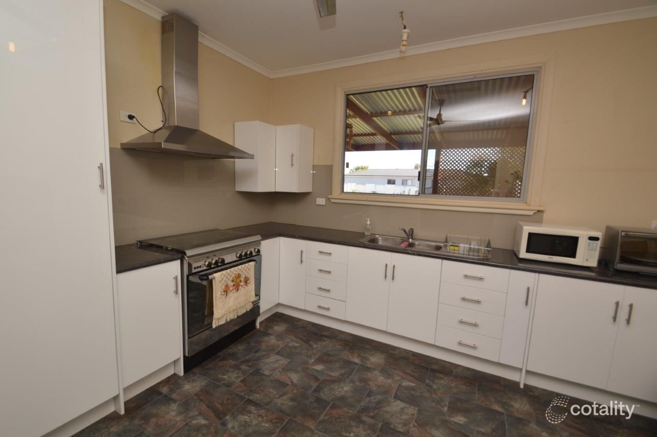 323 O'Farrell St, Broken Hill, NSW 2880