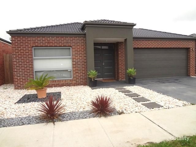 9 Fitzgerald Dr, South Morang, VIC 3752