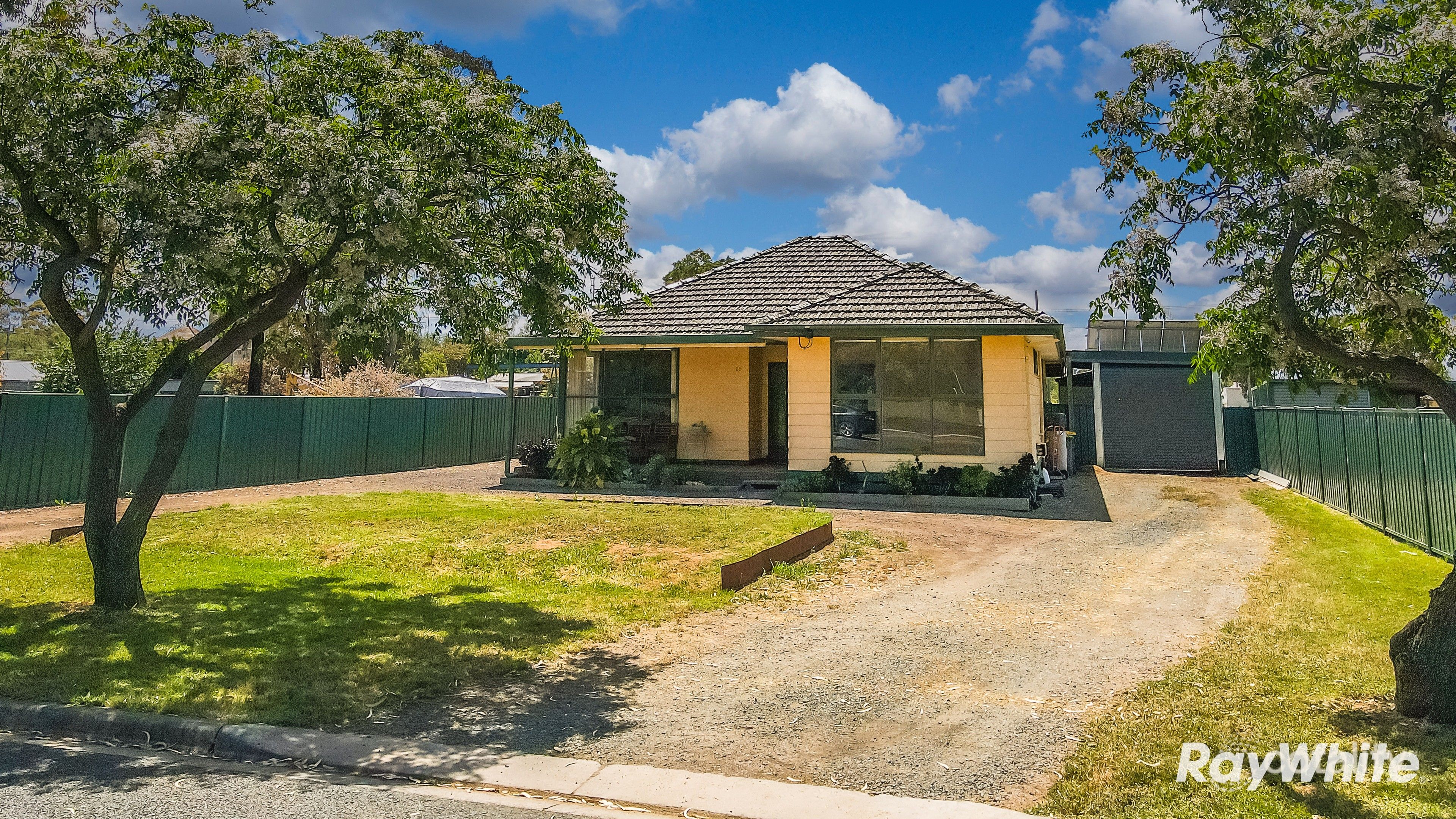 29 Grant St, Goornong, VIC 3557
