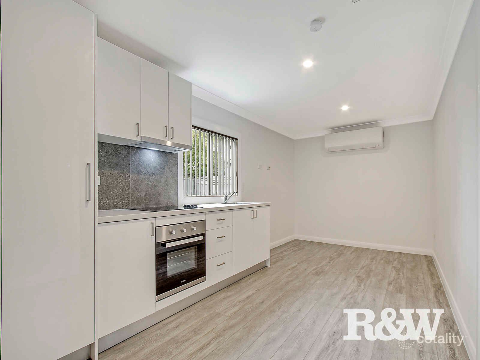 25 Melanesia Ave, Lethbridge Park, NSW 2770