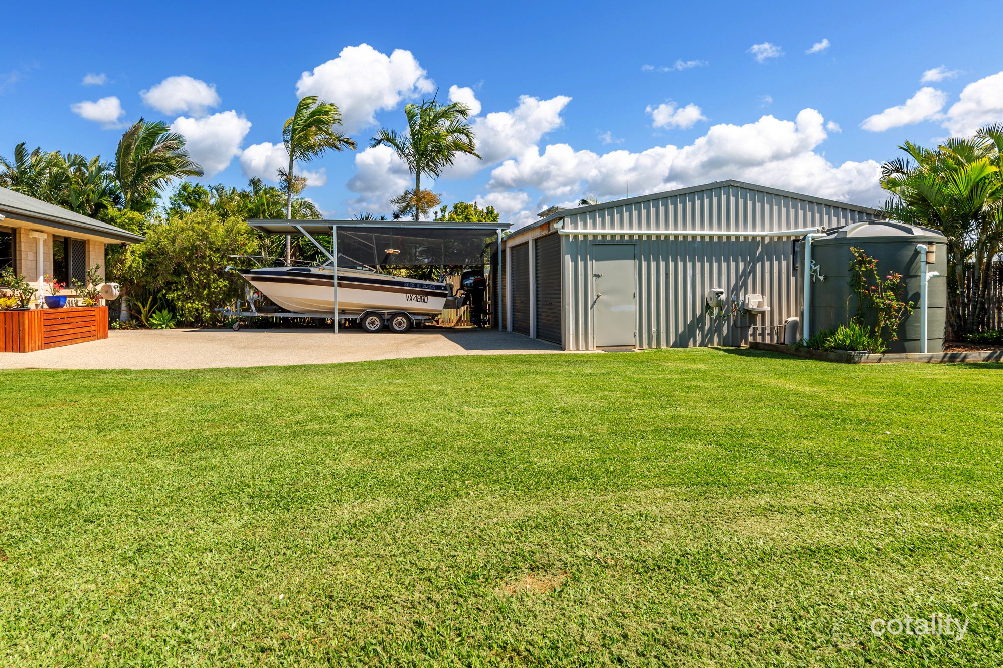 44 Gibsons Rd, Burnett Heads, QLD 4670