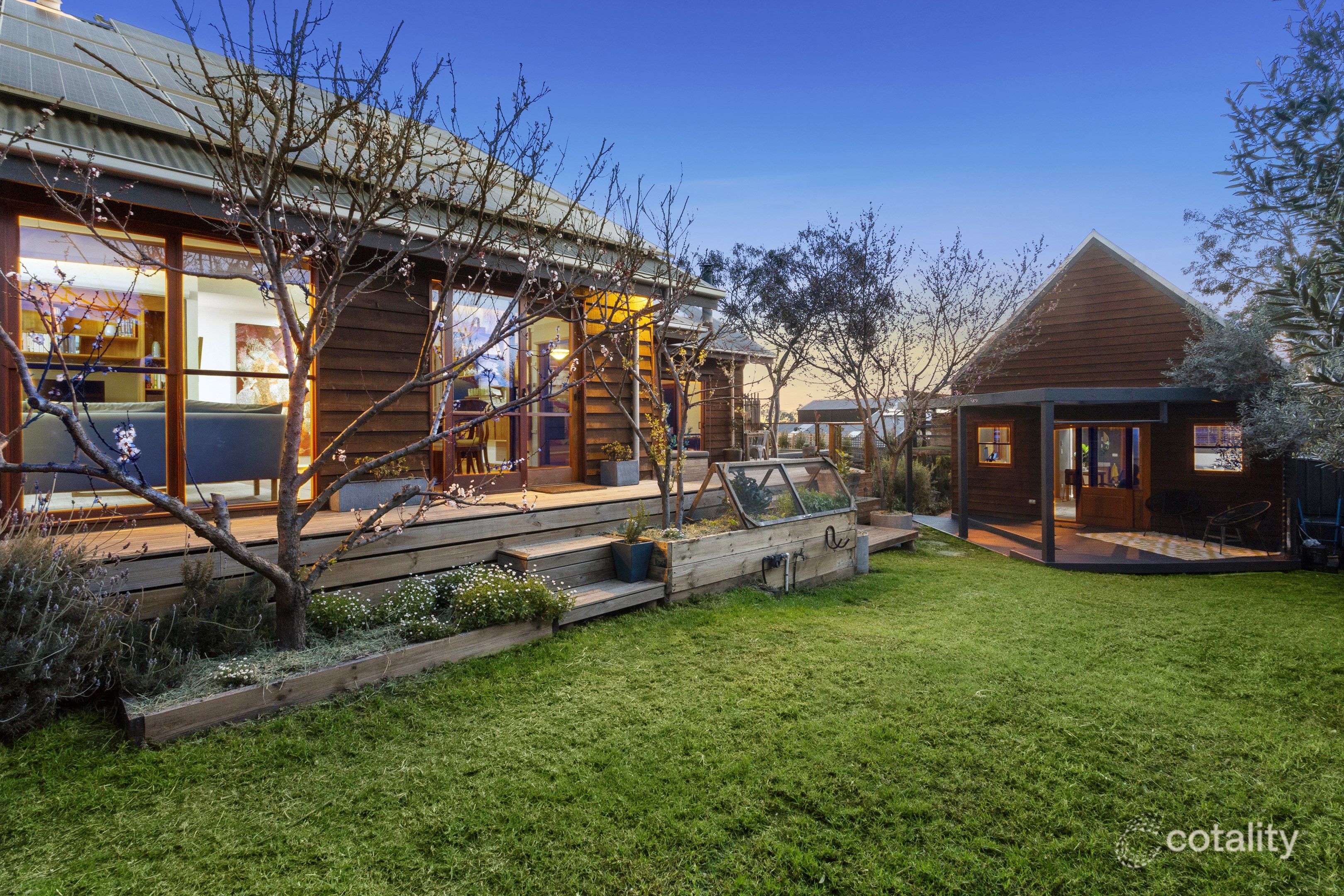 8 Newcomb St, Ocean Grove, VIC 3226